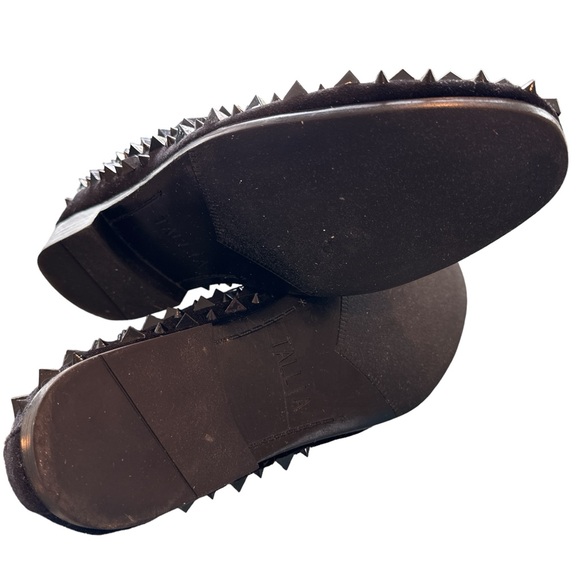 TALLIA TALKING MEN SPIKE LOAFER IN VELVETY BLACK - Picture 6 of 6